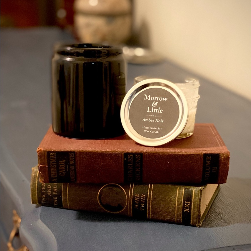 Amber Noir 8oz Candle